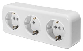 Розетка 3-местная с заземляющим контактом, 250В, 16А, IP20, PST16-51-20 (RA 16-343-Б), белый 39697